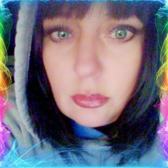 Meet your Posher, Tracie rae - Picture 1 of 1